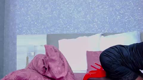 EmmaXXXQueen online show from October 30, 6:48 am