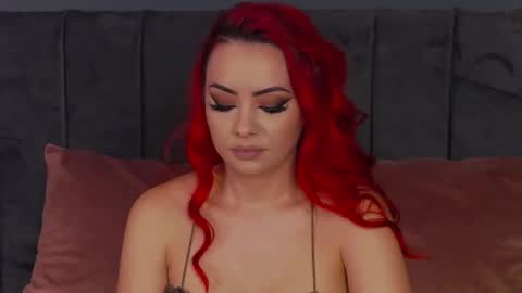 Snapshot of emmelyn_ chatting on January 13, 5:46 am Emm online show from January 13, 5:46 am