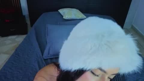 emmi_collins online show from March 26, 7:52 pm