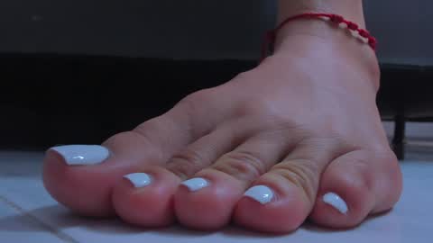 Emmi online show from December 13, 7:21 pm