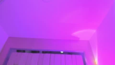    online show from September 25, 9:46 am