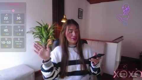 Emmily online show from August 5, 7:38 pm