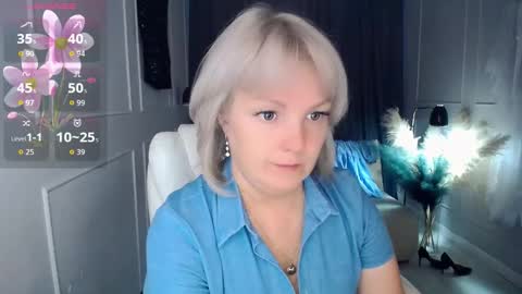 Snapshot of emmmam chatting on September 18, 10:28 am emmmam online show from September 18, 10:28 am