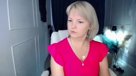 emmmam online show from February 17, 9:28 am