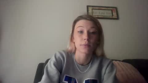 emmwarr1514 online show from April 2, 4:48 pm