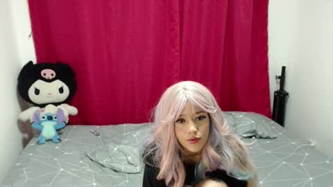 Snapshot of emmy__smith chatting on September 21, 6:04 am emmy__smith online show from September 21, 6:04 am