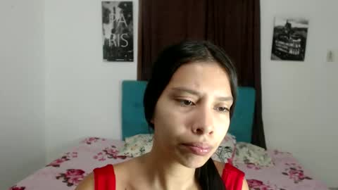 Snapshot of emmy_cutee chatting on December 22, 12:57 pm Emily online show from December 22, 12:57 pm