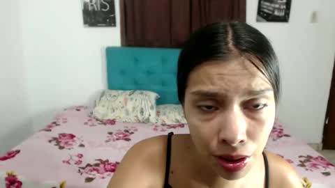 Snapshot of emmy_cutee chatting on January 7, 1:46 pm Emily online show from January 7, 1:46 pm