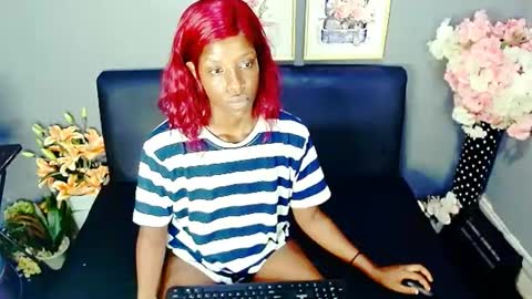 Snapshot of emmybae69 chatting on February 28, 10:06 pm emma online show from February 28, 10:06 pm