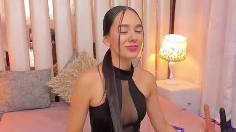 Snapshot of emmycruzz chatting on March 31, 7:25 pm emmy online show from March 31, 7:25 pm