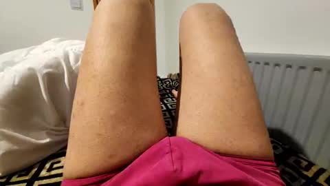 Snapshot of emotion281 chatting on January 10, 6:15 am emotion281 online show from January 10, 6:15 am