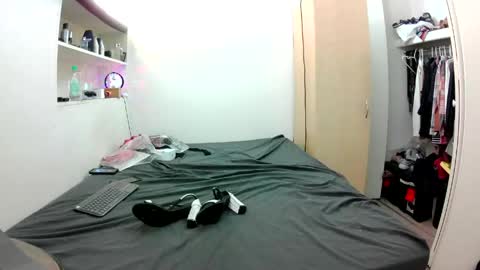 Snapshot of empress_lillth chatting on June 3, 4:23 pm Empress Lillth online show from June 3, 4:23 pm