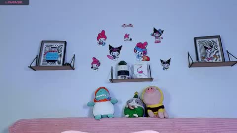 emycarver09 online show from February 6, 10:29 am