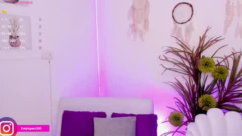 Emily online show from September 23, 9:18 pm