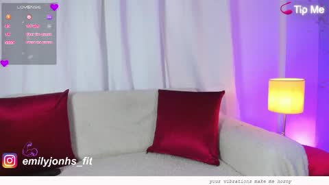 EMYLY  online show from May 19, 1:11 am