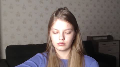 Snapshot of emysway chatting on December 29, 6:16 pm EmySway online show from December 29, 6:16 pm