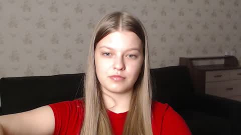 Snapshot of emysway chatting on February 28, 3:59 pm EmySway online show from February 28, 3:59 pm