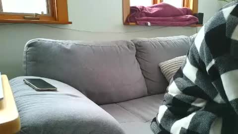 emyxxl online show from February 9, 1:15 pm