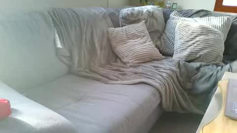 Snapshot of emyxxl chatting on March 6, 1:18 pm emyxxl online show from March 6, 1:18 pm