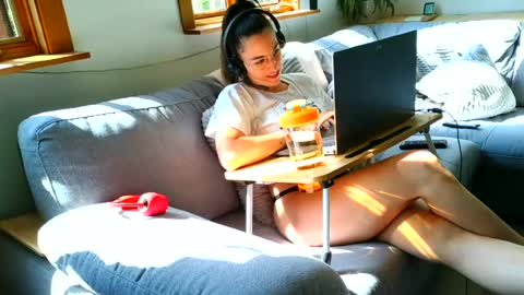 emyxxl online show from July 8, 1:37 pm
