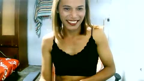 CHUN LY online show from June 12, 2:49 pm