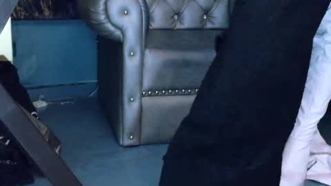 Snapshot of enchantressqueen chatting on March 13, 8:04 pm EnchantressQueen online show from March 13, 8:04 pm