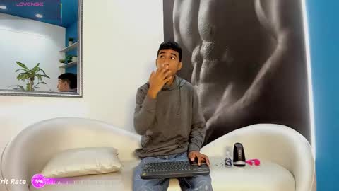 Ender online show from November 18, 1:48 pm