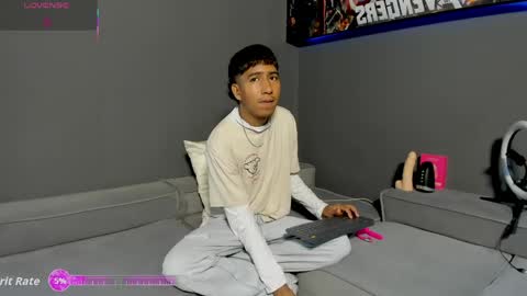 Ender online show from May 12, 2:03 pm