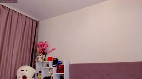 Vi online show from February 17, 3:08 pm