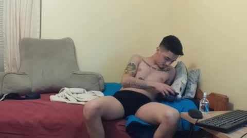 Snapshot of endlessfun21443 chatting on January 16, 1:31 am endlessfun21443 online show from January 16, 1:31 am