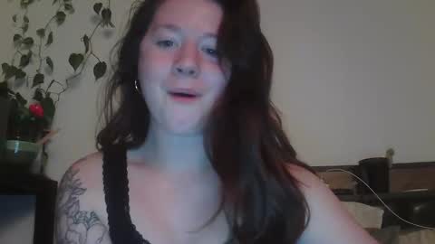 Snapshot of endlesslyevie chatting on March 5, 2:25 am endlessly evie online show from March 5, 2:25 am
