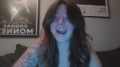 endlessly evie online show from October 8, 2:53 am