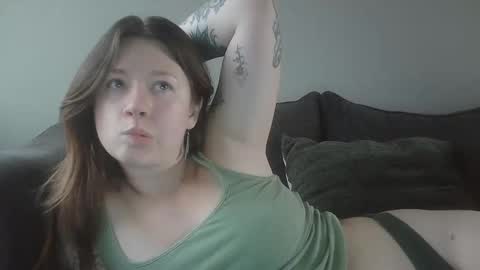 endlessly evie online show from October 17, 8:11 pm