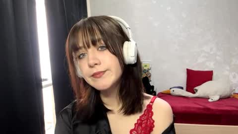 Snapshot of enedinahevia chatting on April 4, 5:16 am Margot online show from April 4, 5:16 am