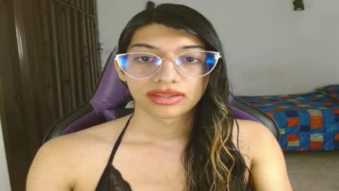 Snapshot of engiel_phoenix chatting on October 6, 11:13 pm Engiel phoenix instagram engiel 13 online show from October 6, 11:13 pm