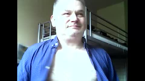 englishguysurrey online show from January 24, 11:59 am