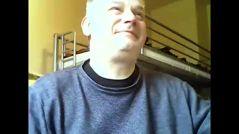 englishguysurrey online show from February 4, 12:44 pm