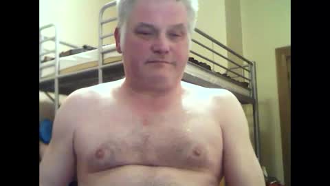 englishguysurrey online show from February 26, 10:31 pm