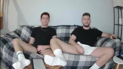 Snapshot of englishladxxx chatting on March 9, 8:35 pm Englishladxxx online show from March 9, 8:35 pm