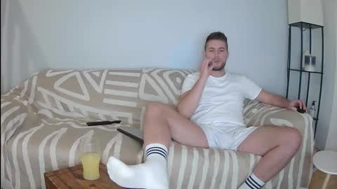Englishladxxx online show from May 7, 10:59 pm