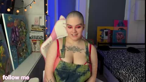 enigmastella online show from February 8, 1:03 pm