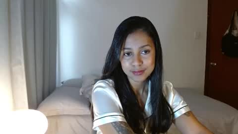enithsun online show from December 4, 4:49 pm