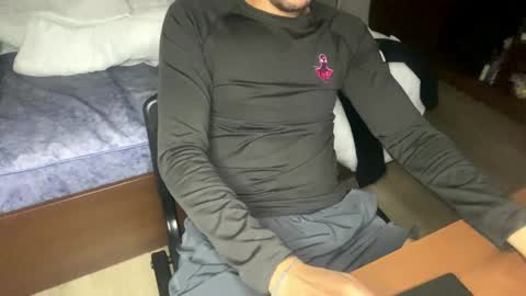 Snapshot of enjooythenut chatting on April 1, 3:53 pm Batman online show from April 1, 3:53 pm