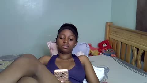 Snapshot of enkarxx chatting on February 25, 7:03 pm enkarxx online show from February 25, 7:03 pm