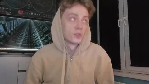 Snapshot of enkeer chatting on October 5, 3:49 am Enker online show from October 5, 3:49 am