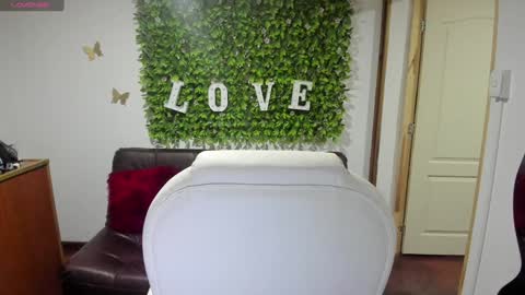 Enma clark online show from January 19, 4:01 am