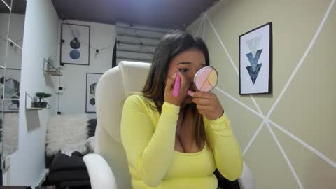 Enma clark online show from October 7, 6:10 am