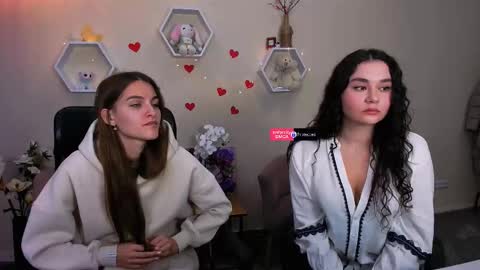 Snapshot of enny_mrr chatting on February 27, 12:56 pm enny_mrr online show from February 27, 12:56 pm