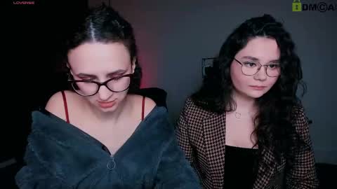 Snapshot of enny_mrr chatting on March 4, 9:40 am enny_mrr online show from March 4, 9:40 am