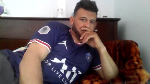 Snapshot of enri1212 chatting on October 4, 4:05 pm enri1212 online show from October 4, 4:05 pm